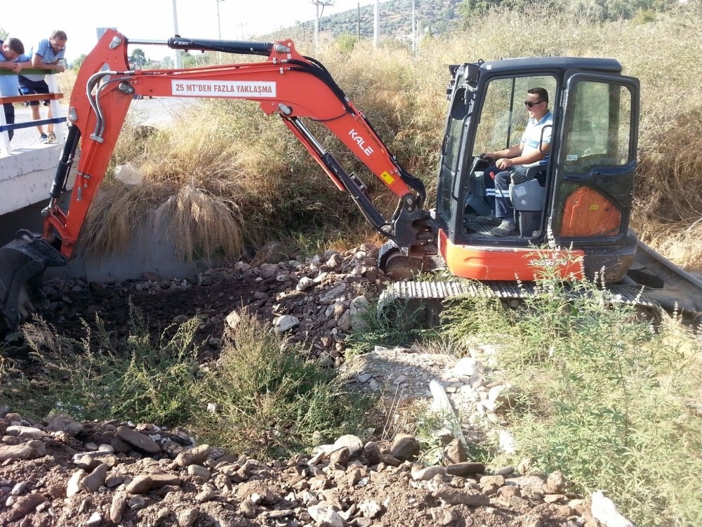 Muğla'da 95 bin metre dere temizliği yapıldı