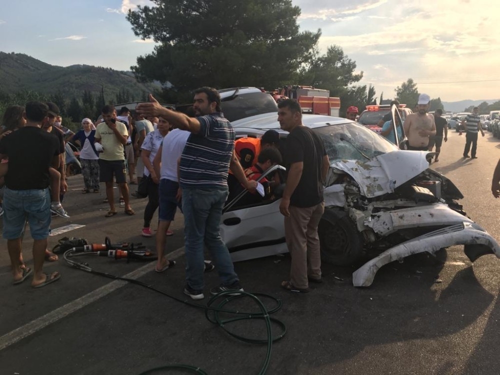 Muğla'da trafik kazası: 4 yaralı