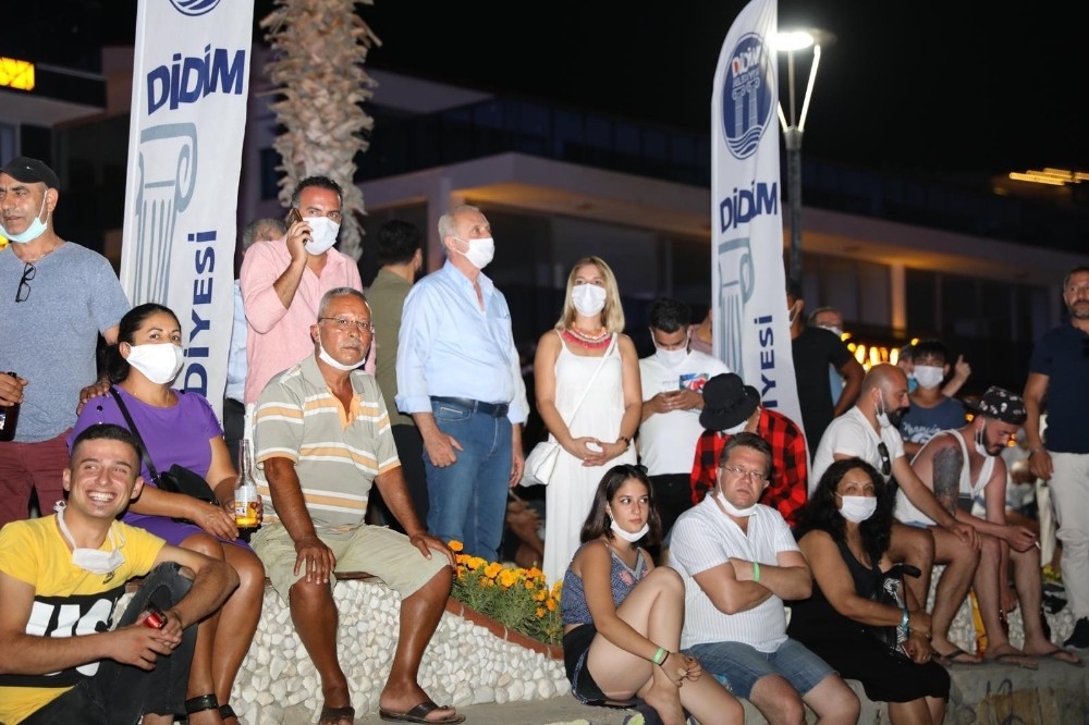 Necati ve Saykolar Didim'i coşturdu