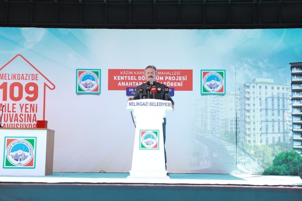 Palancıoğlu: nahtarlık değil, anahtar ile tapusunu veriyoruz