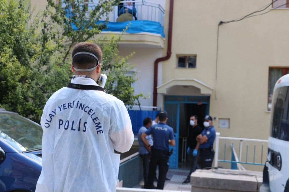Sivas'ta şüpheli ölüm