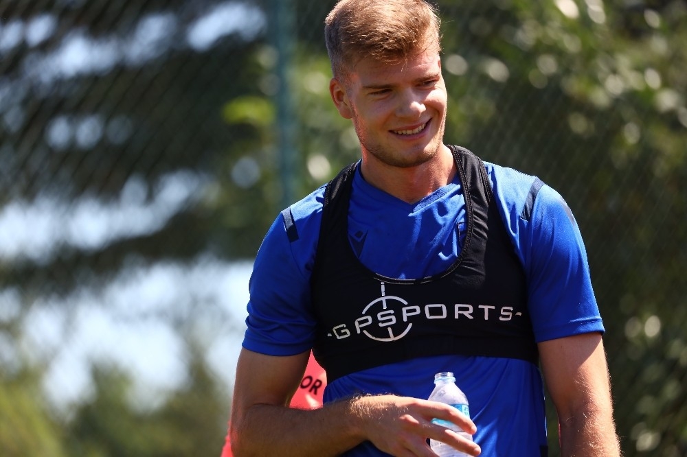 Sörloth: "Gol kralı olmak ekstra bir başarı oldu"