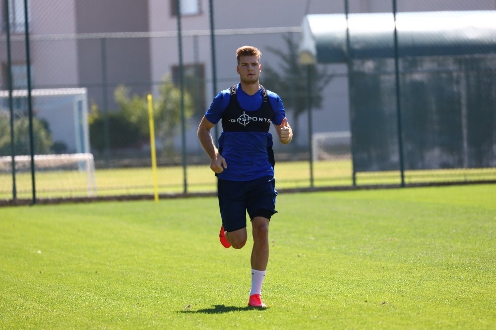 Sörloth: "Gol kralı olmak ekstra bir başarı oldu"