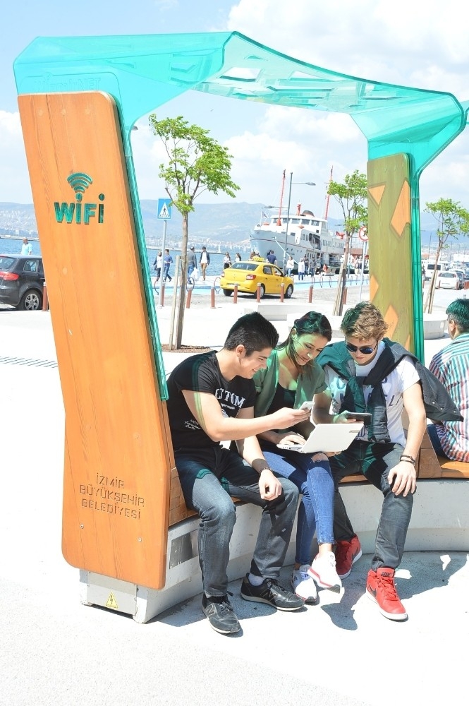 Ücretsiz ve kablosuz internet artık 30 ilçede