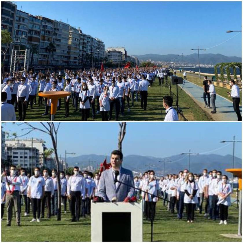 İzmir'in kurtuluş gününde '12 Ada' yürüyüşü