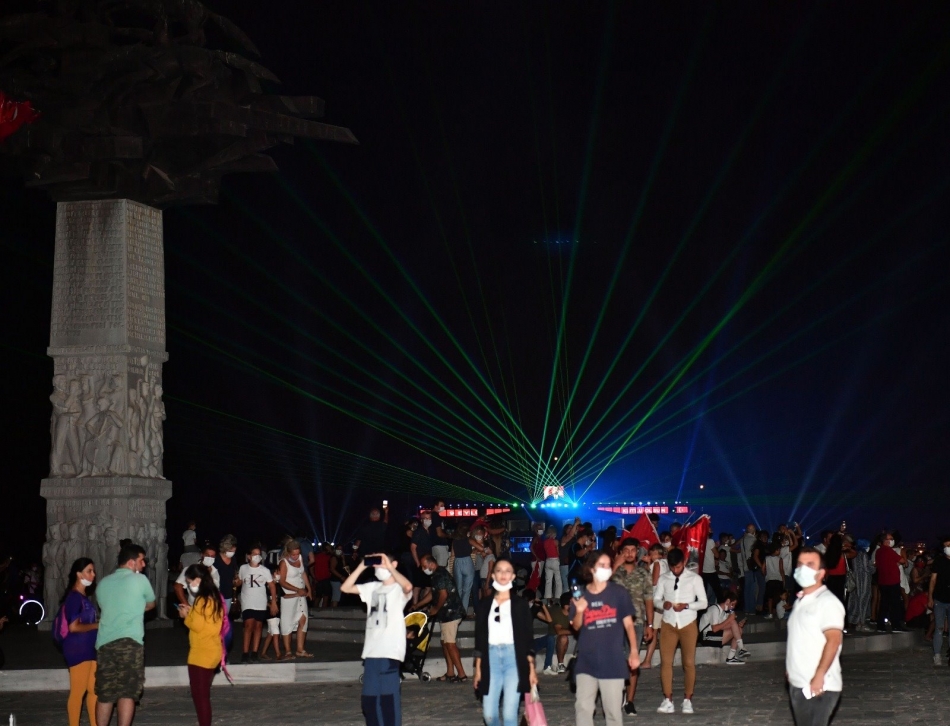 İzmir'de 9 Eylül'e yakışır final