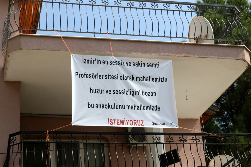 Pankarta pankartla cevap