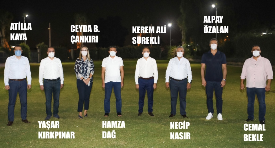 AK Parti İzmir vekilleri buluştu