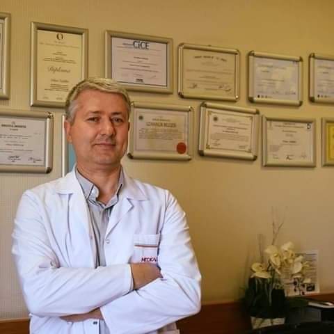 İki doktor koronavirüsten yaşamını yitirdi