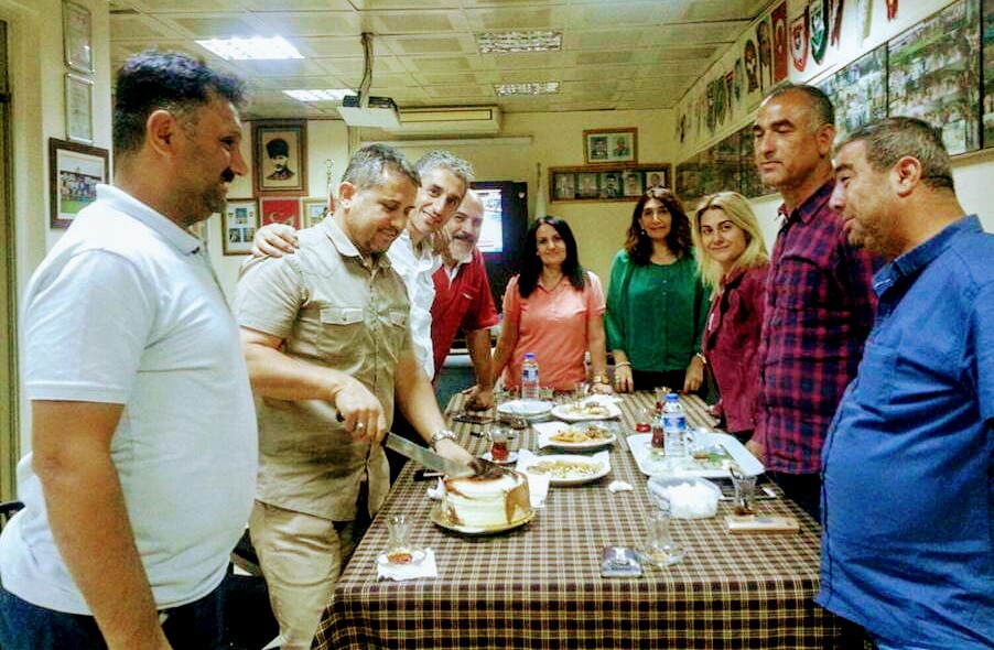 İzmir'de görevli polis koronavirüsten öldü