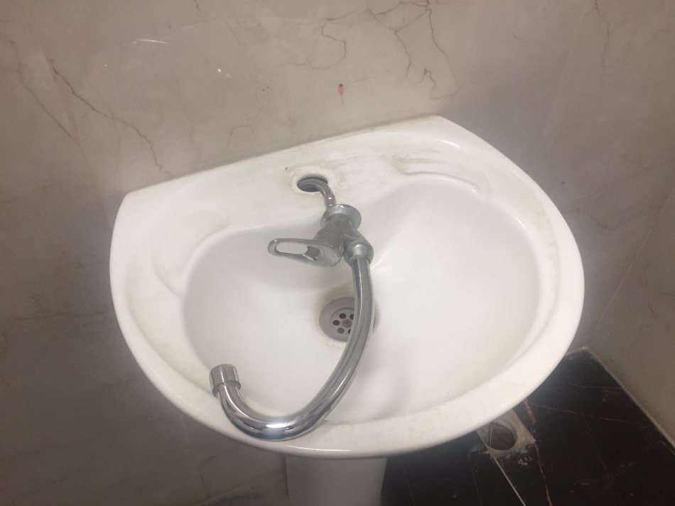 Vali el koydu, çözdü