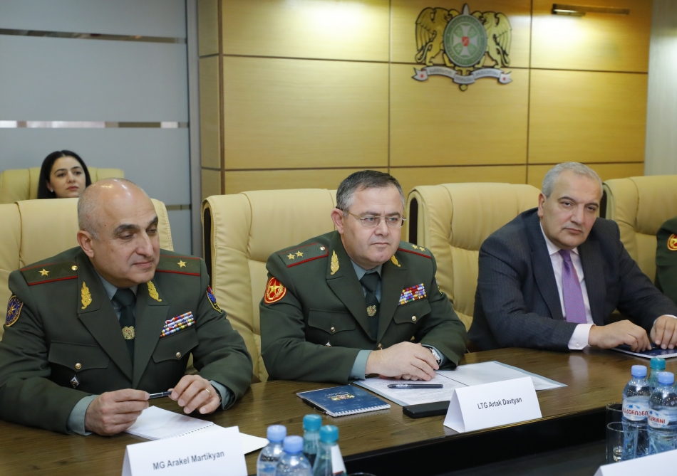Ermeni generali paralı askerler sattı!