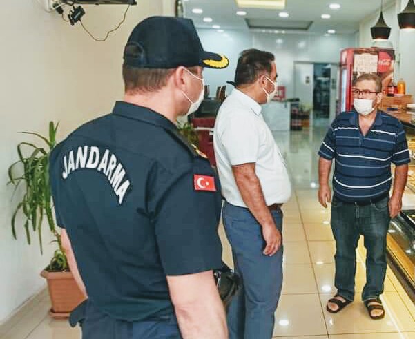 Torbalı'da 4 işyeri Covid -19 kapsamında 25'er gün kapatıldı 