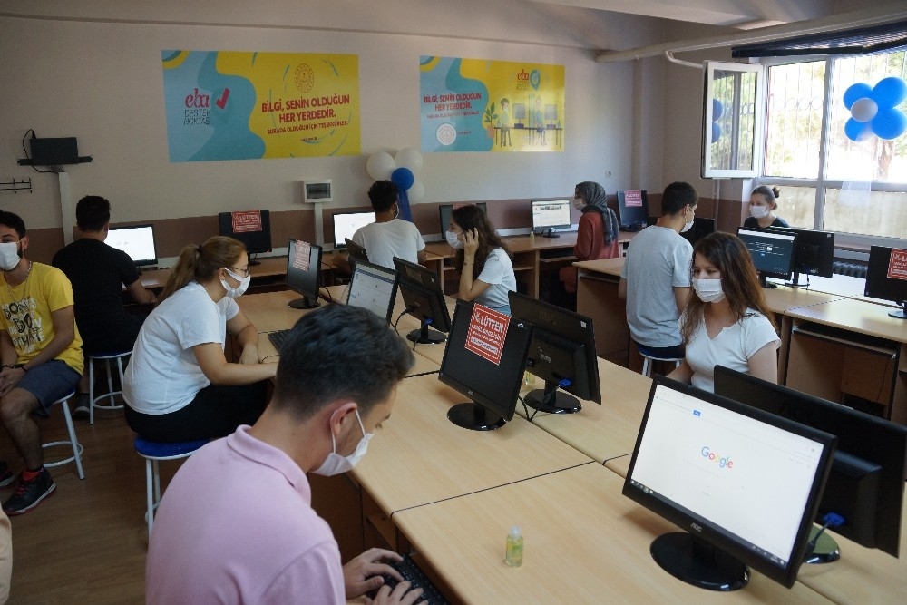 Aydın'da EBA Destek Noktası'nın açılışı yapıldı