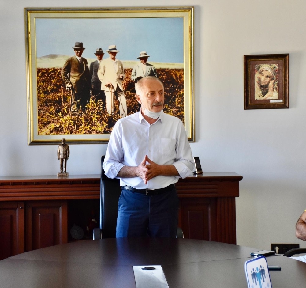 Başkan Atabay: Asla diz çökmeyeceğim