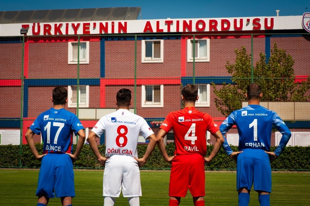 Bu formaların "İçinde İzmir var"
