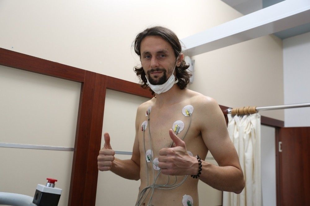 Denizlispor'un yeni transferi Subotic sağlık kontrolünden geçti