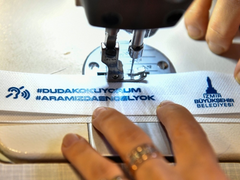 Dudak okutan maske!