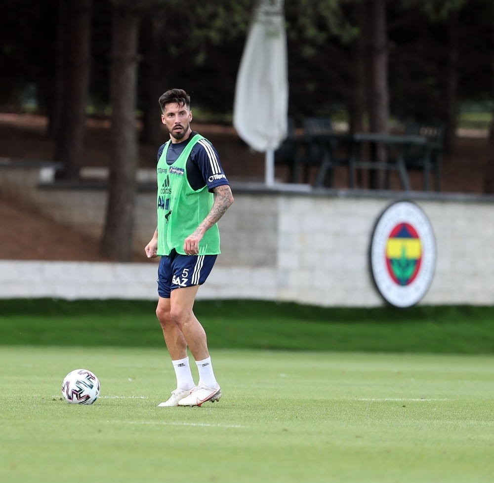 Fenerbahçe'de Sosa takımla beraber çalıştı