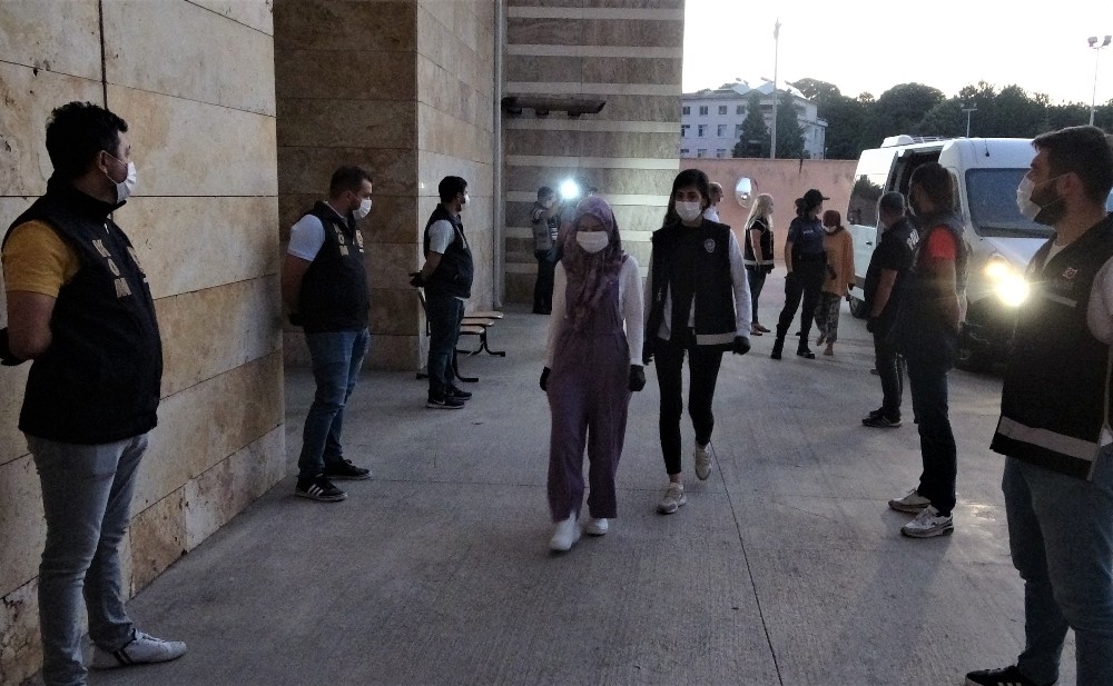 FETÖPDY operasyonunda 5 kadın tutuklandı