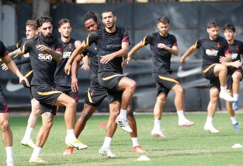 Galatasaray'da derbi hazırlıkları başladı