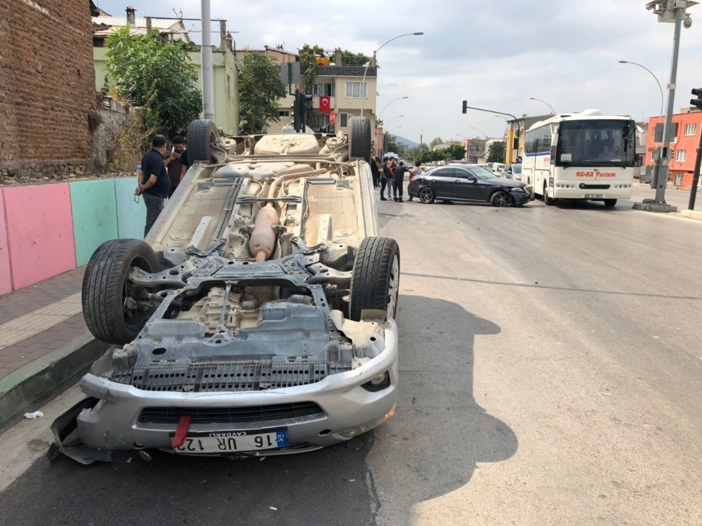 Hastane yolunda böyle takla attı