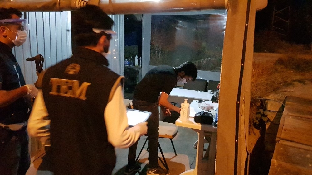 İşte kaçak 100 bin kişiden ikisi