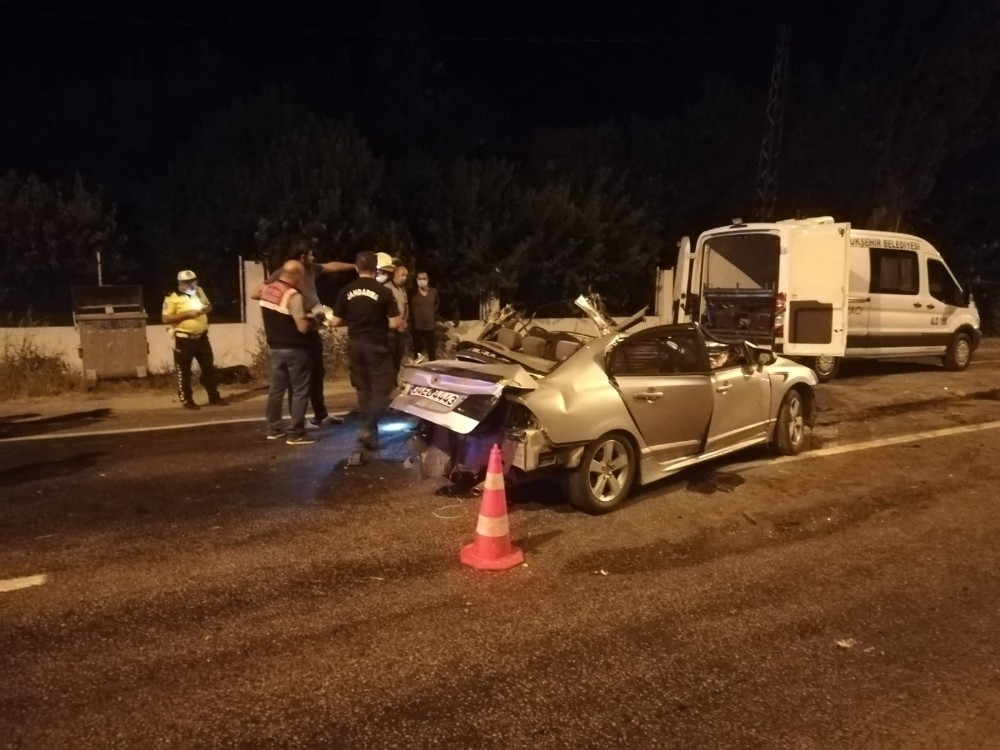 İzmir'de korkunç kaza: 2 genç öldü