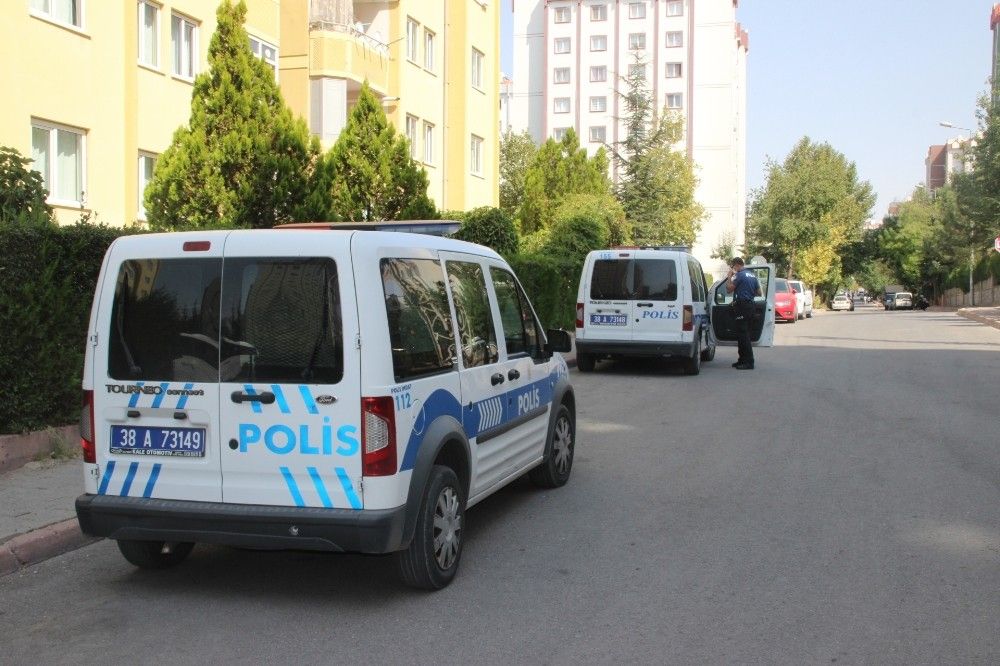 Karantinadaki şahıs ölü bulundu