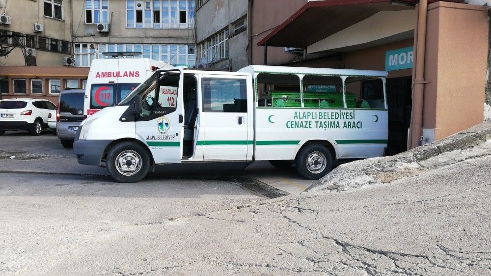 Karı koca çifti savcılığa gitmemeleri için öldürmüş