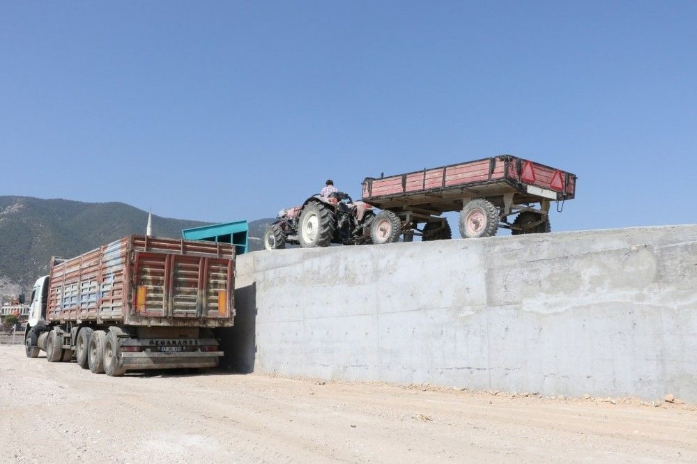 Kırkağaçlı üretici talep etti, Manisa Büyükşehir yerine getirdi