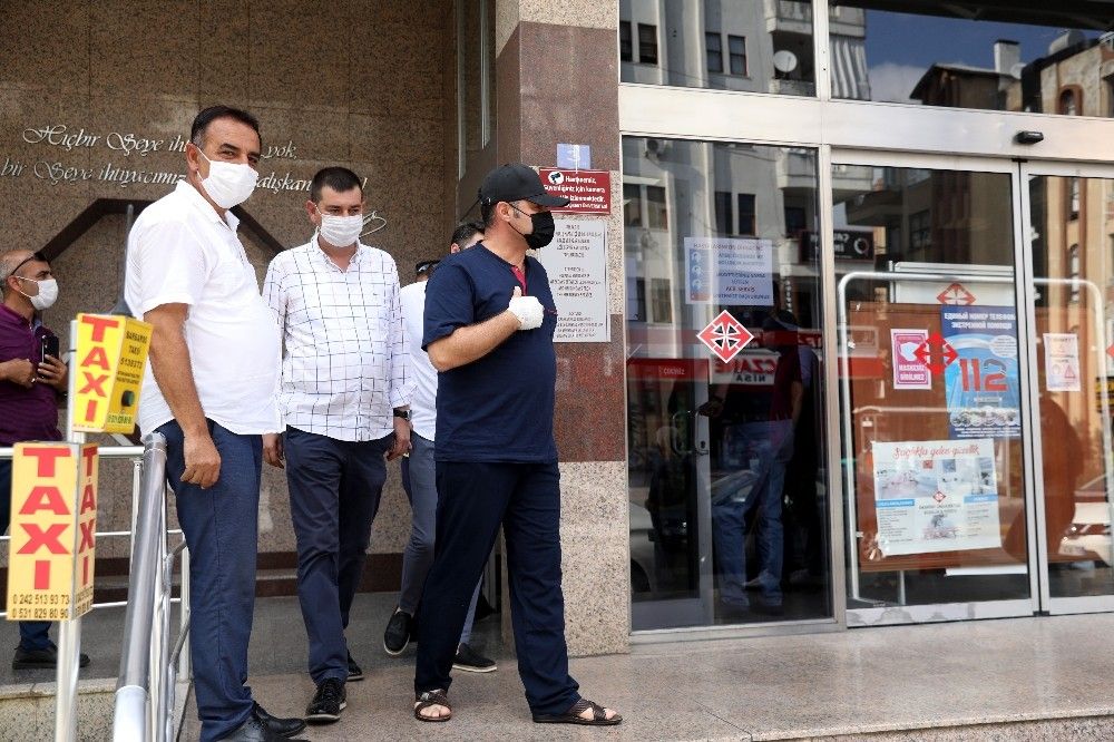 Koronayı yenen belediye başkanı: "Ben yaşadım, Allah kimseye yaşatmasın"