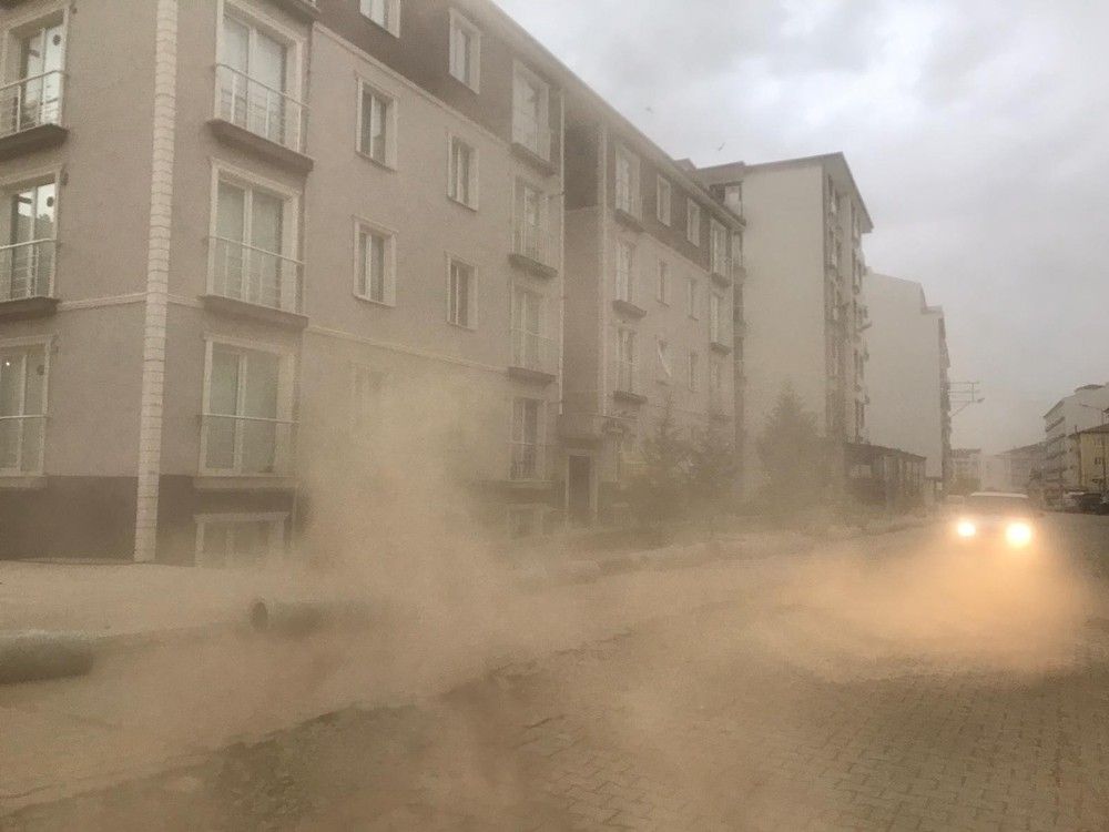 Kum fırtınaları için korkutan uyarı
