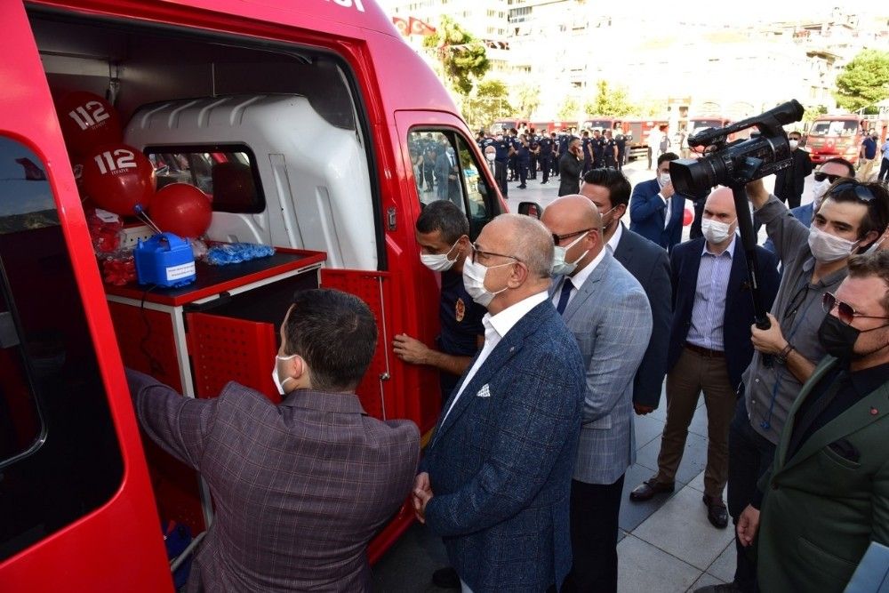 Manisa'da itfaiye filosuna 10 yeni araç