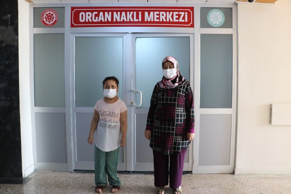 Mutluluktan gözyaşı döktüler