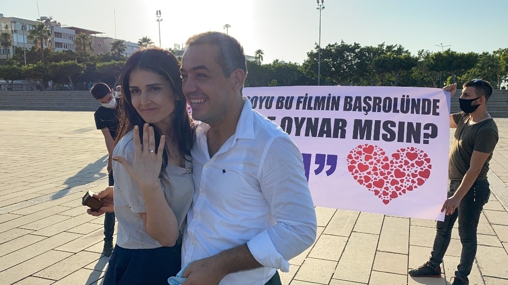 Paraşütlü evlilik teklifi