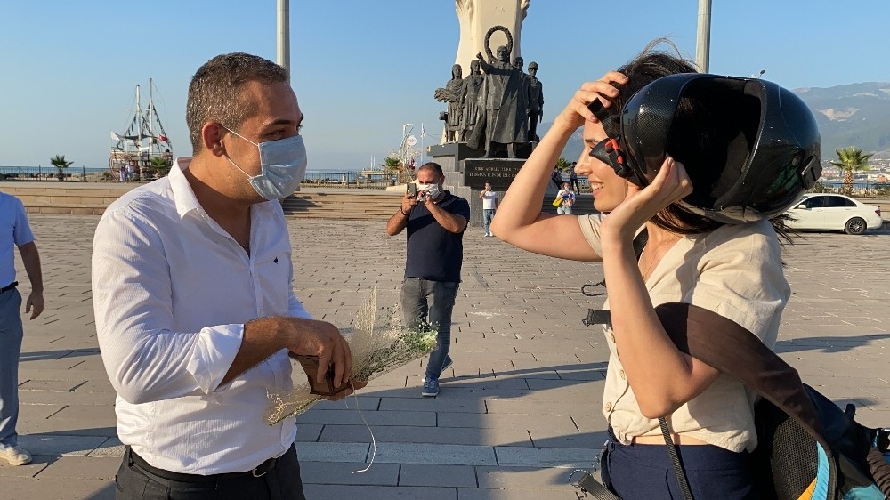 Paraşütlü evlilik teklifi