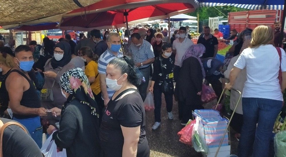 Pazara gelen esnaf da vatandaş da şok yaşadı
