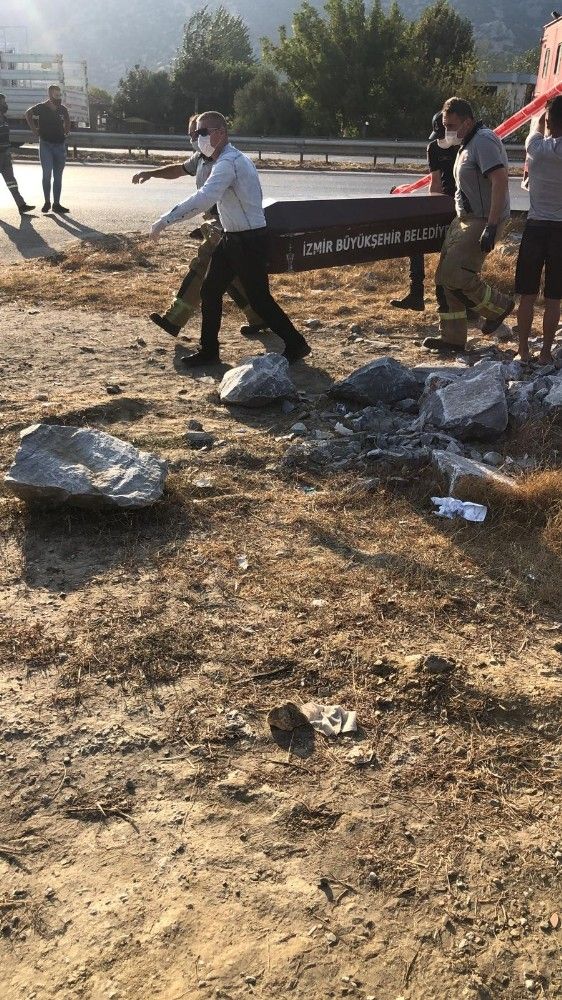 Selçuk'ta feci kaza: 1 ölü, 1 yaralı