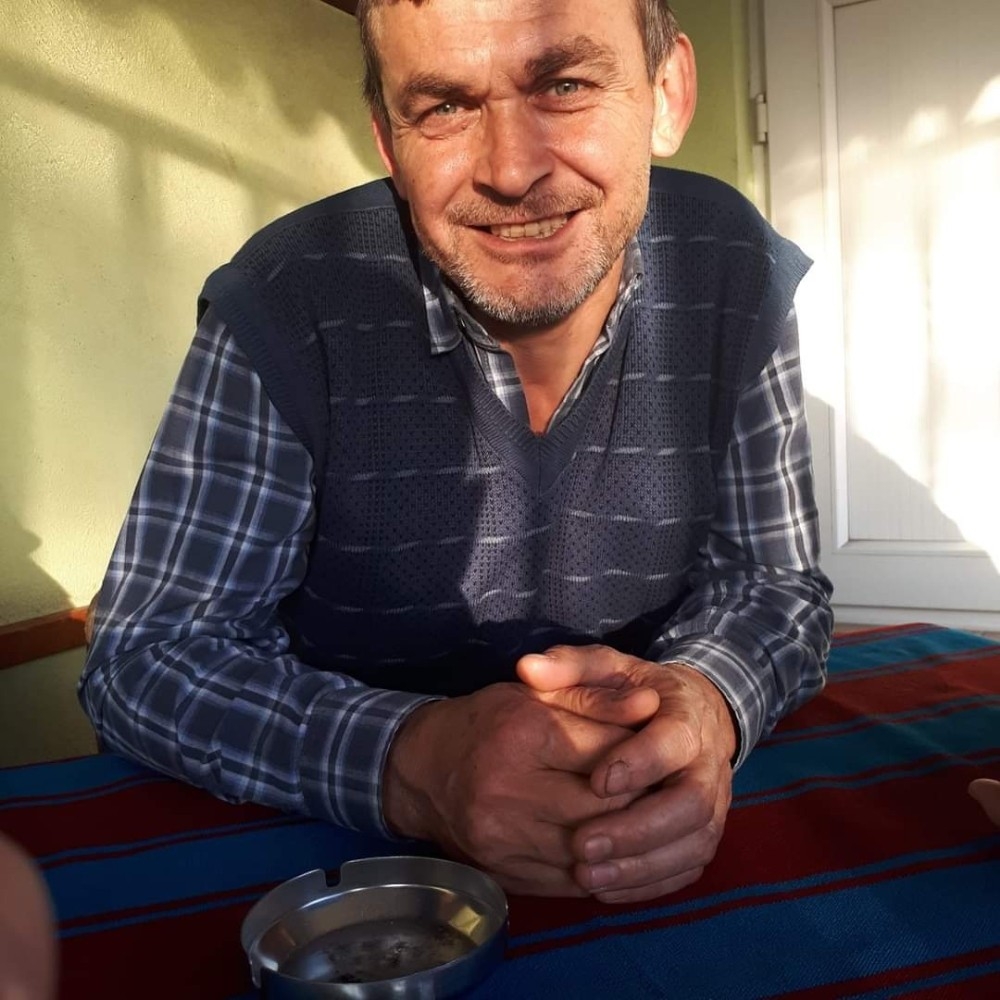Silaj makinasına kolu sıkıştı, imdadına itfaiye ekibi yetişti