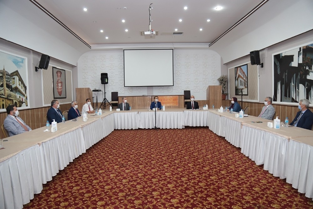 Vali uyardı: İlimizde vakalar patlama yaptı
