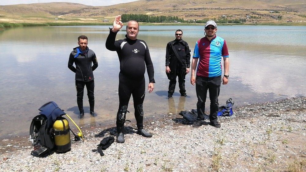 Van Gölü'nde bir batık gemi daha gün yüzüne çıkartıldı