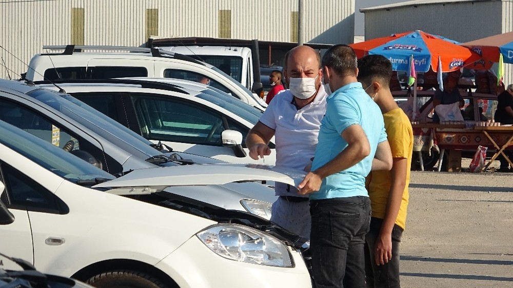 Vatandaşın ikinci el oto isyanı: Fiyatlar uçtu, başımız döndü