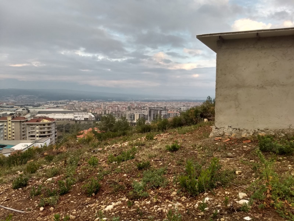 İşgal var, gören yok
