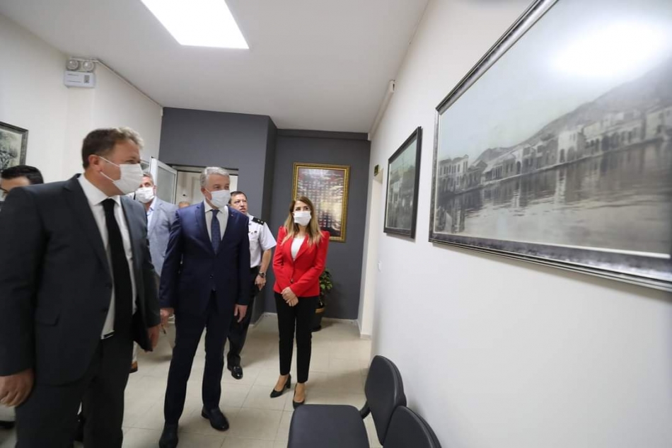 Urla Emniyet Müdürlüğü ek binası açıldı 