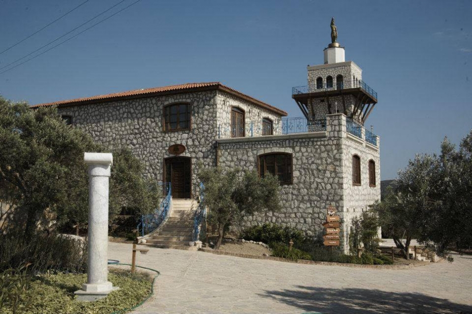 SİT alanındaki bu binalar neden yıkılmıyor?