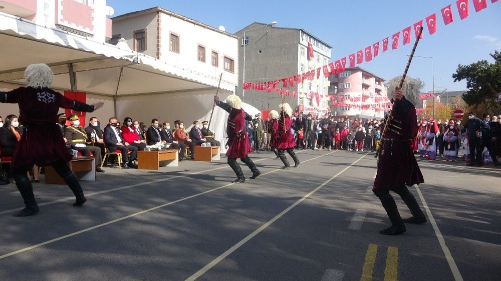 Ardahan'da cumhuriyet coşkusu