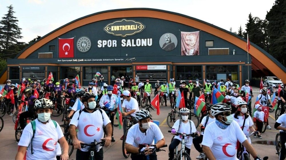Balıkesir'de "Cumhuriyet Bisiklet Turu" düzenlendi