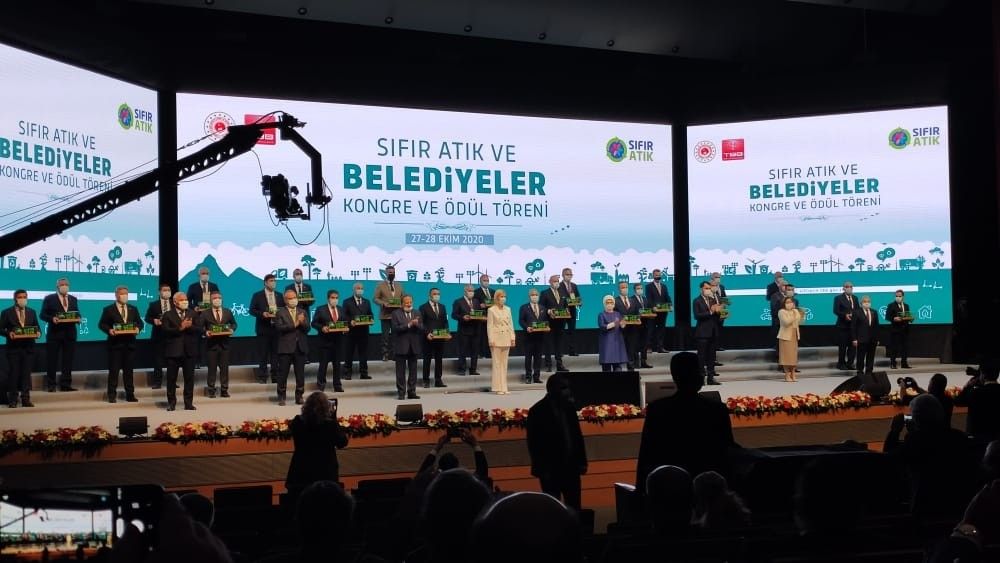 Başkan Kocaispir'e proje ödülü