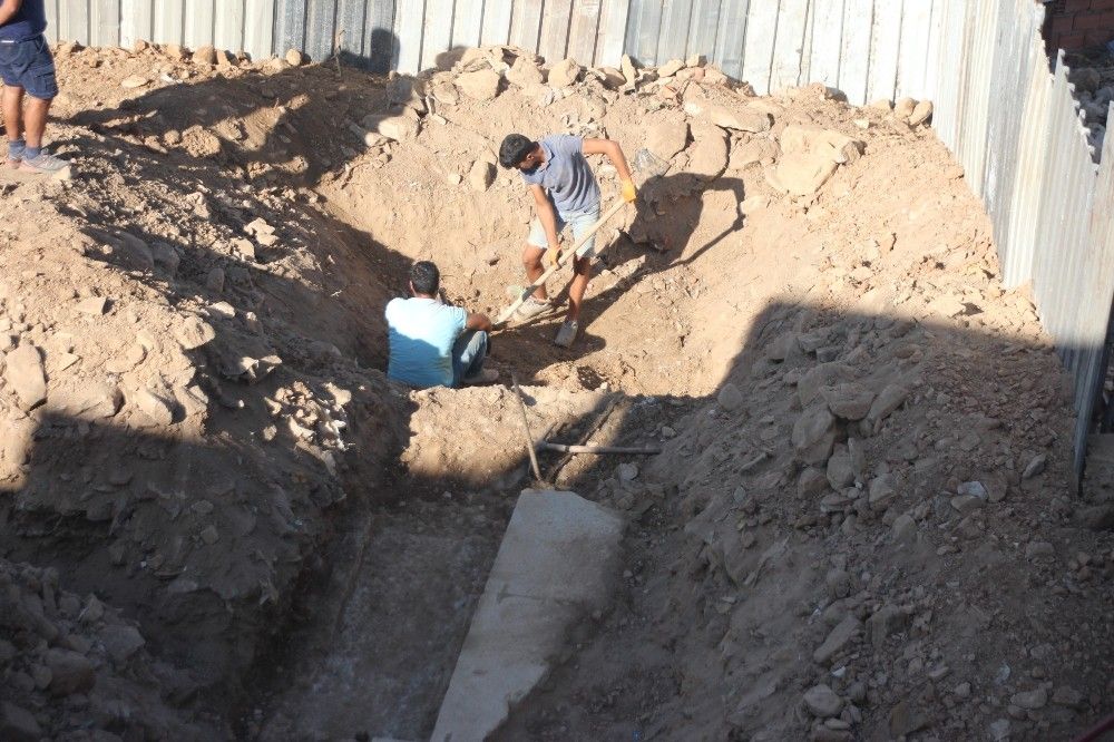 'Bodrum'dan tarih fışkırdı, milyonluk inşaat durdu